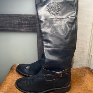 Womens Vince Camuto winter leather boots size 7.5B check them out very nice